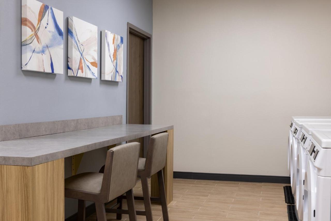 Candlewood Suites Deer Park By Ihg Kültér fotó
