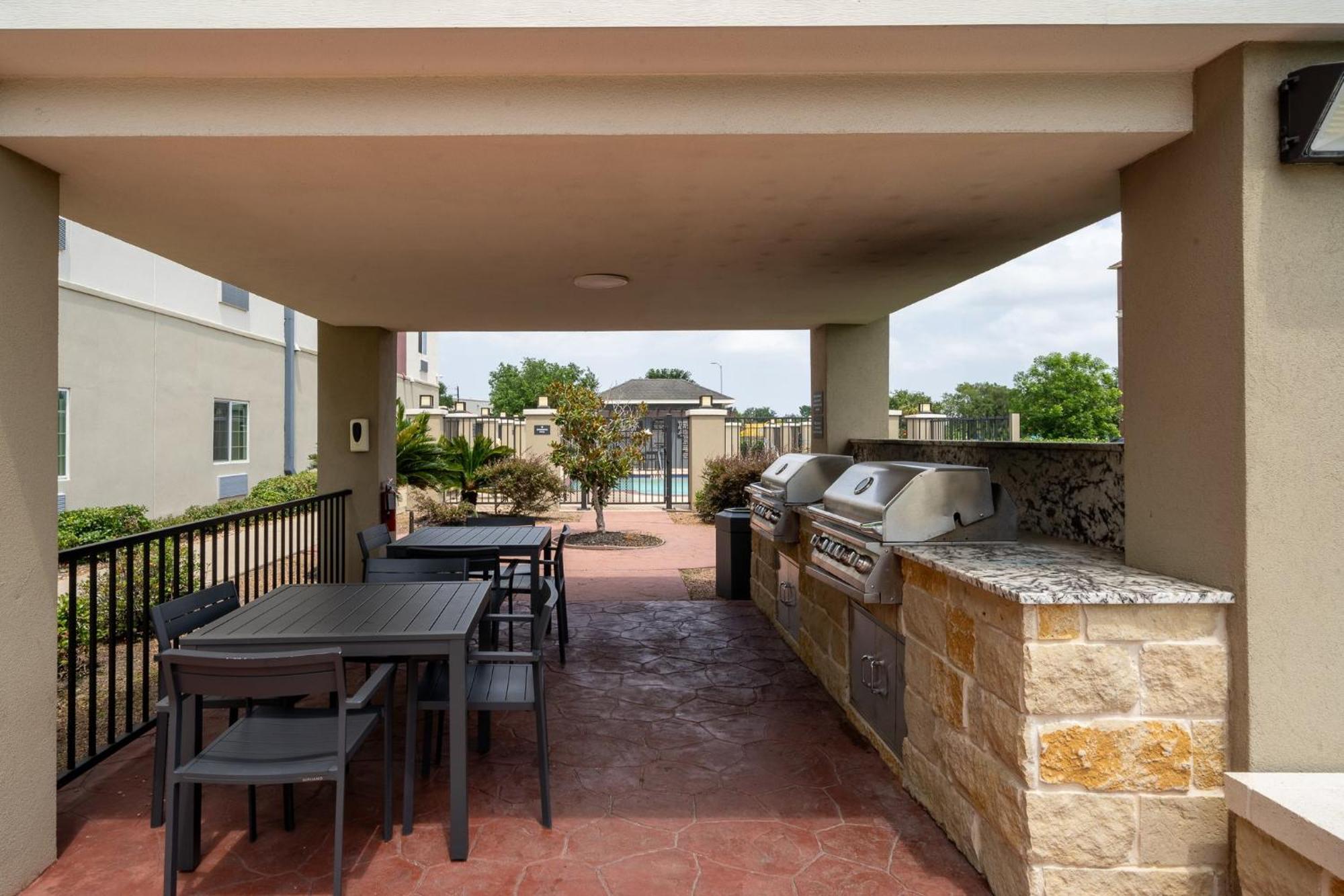 Candlewood Suites Deer Park By Ihg Kültér fotó